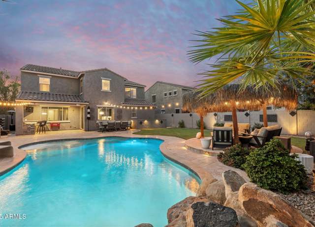 Property at 4901 S Joshua Tree Ln, Gilbert, AZ 85298, 5 beds, 4.5 baths