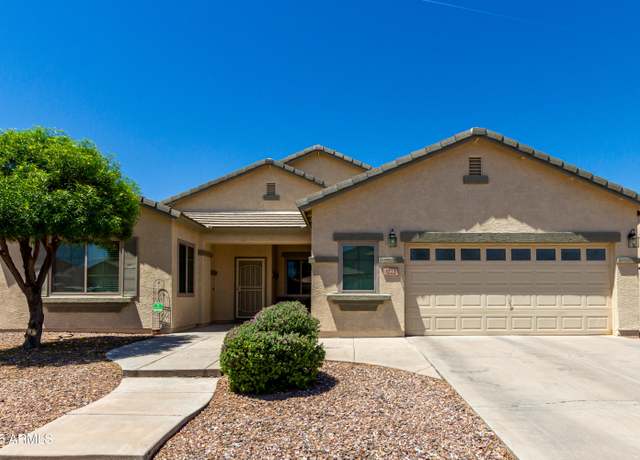 Property at 1022 N Kirby St, Gilbert, AZ 85234, 4 beds, 2 baths