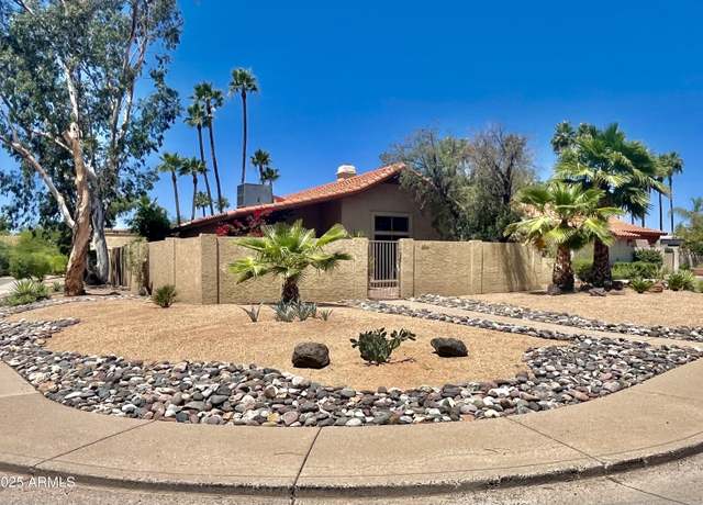 Property at 15226 N 51st St, Scottsdale, AZ 85254, 3 beds, 2 baths