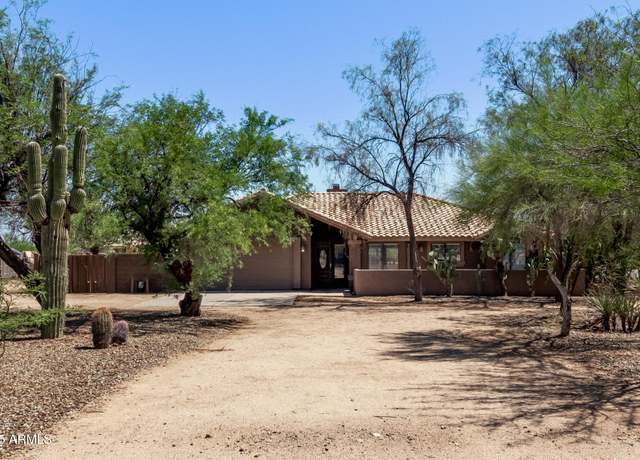 Property at 501 E Desert Hills Estate Dr, Phoenix, AZ 85086, 3 beds, 2 baths