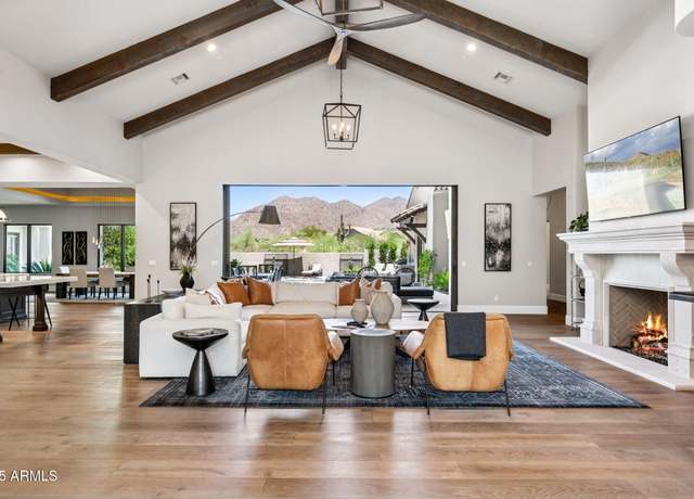 Property at 13750 E Yucca St, Scottsdale, AZ 85259, 5 beds, 4.5 baths