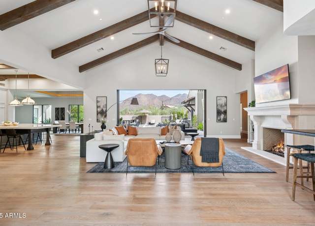 Property at 13750 E Yucca St, Scottsdale, AZ 85259, 5 beds, 4.5 baths