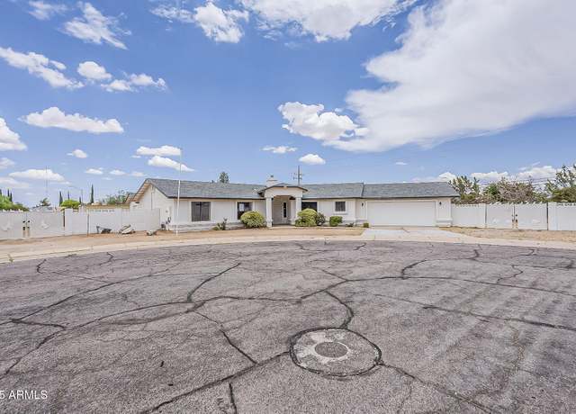 Property at 2331 E Cristina Ave, Sierra Vista, AZ 85635, 3 beds, 2 baths