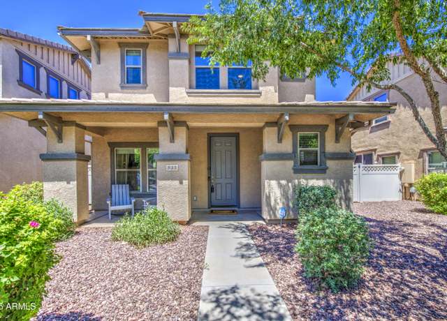 Property at 935 S Deerfield Ln, Gilbert, AZ 85296, 3 beds, 2.5 baths