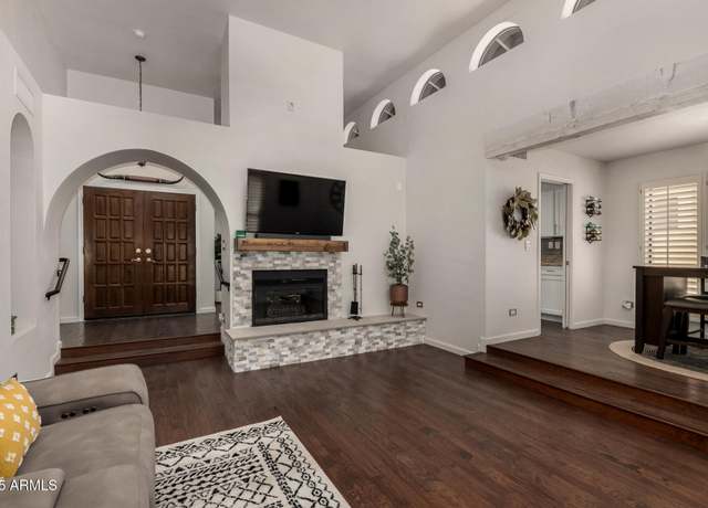 Property at 9414 S 47th Pl, Phoenix, AZ 85044, 2 beds, 2 baths