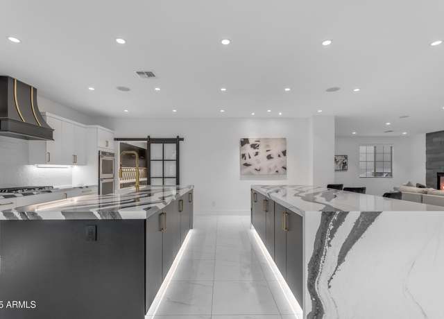 Property at 22317 N 39th Run, Phoenix, AZ 85050, 4 beds, 3.5 baths