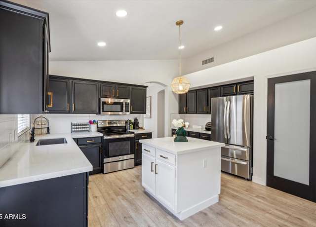 Property at 4440 E Tether Trl, Phoenix, AZ 85050, 4 beds, 2 baths