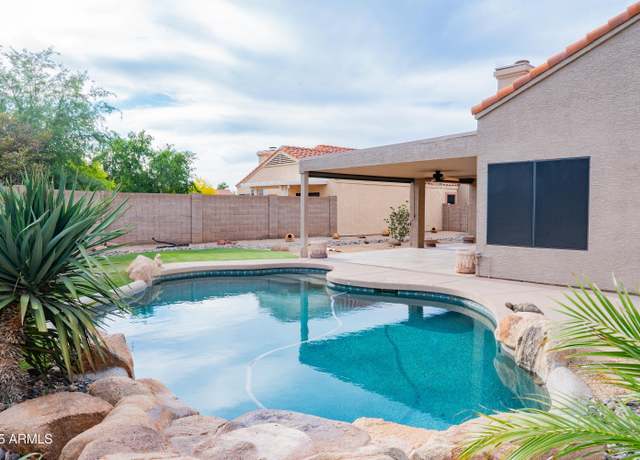Property at 8635 W Country Gables Dr, Peoria, AZ 85381, 2 beds, 2 baths
