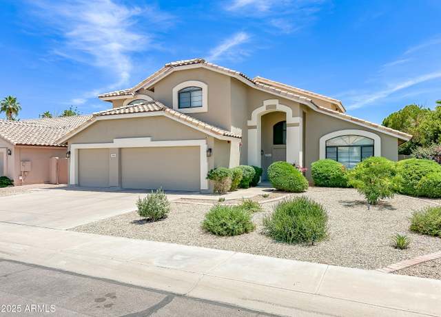 Property at 3921 W Jasper Dr, Chandler, AZ 85226, 5 beds, 3 baths