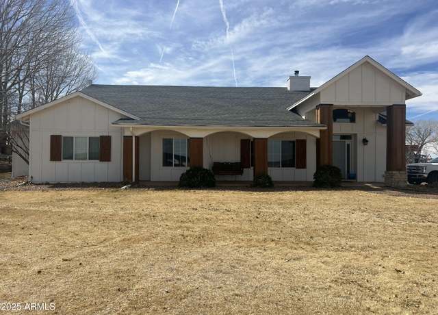 Property at 130 S Otto Dr, Snowflake, AZ 85937, 4 beds, 3 baths
