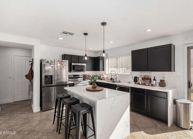 Property at 8913 E Oro Cir, Mesa, AZ 85212, 3 beds, 2.5 baths
