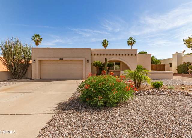 Property at 4527 E Sunrise Dr, Phoenix, AZ 85044, 3 beds, 2 baths
