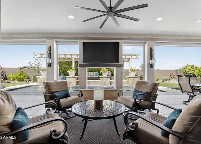Property at 26000 N 96th Ave, Peoria, AZ 85383, 3 beds, 2.5 baths