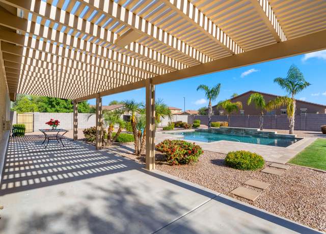 Property at 6602 S Constellation Way, Gilbert, AZ 85298, 3 beds, 2 baths