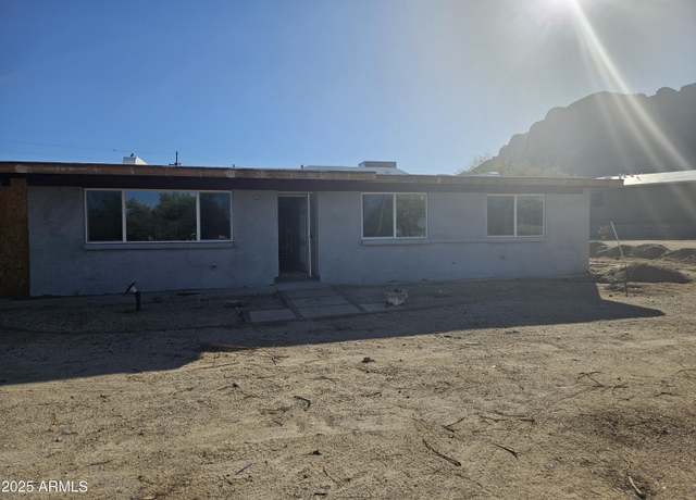 Property at 230 W Meadowbrook Dr, Oro Valley, AZ 85704, 5 beds, 3 baths