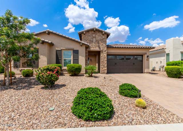 Property at 9452 W Parkside Ln, Peoria, AZ 85383, 5 beds, 3.5 baths