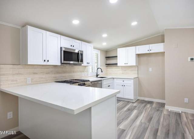 Property at 450 W Sunwest Dr #94, Casa Grande, AZ 85122, 2 beds, 2 baths