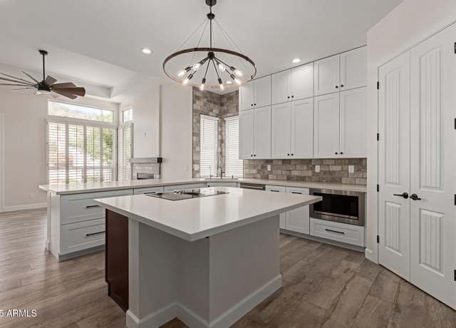 Property at 2552 E Silverwood Dr, Phoenix, AZ 85048, 3 beds, 3 baths