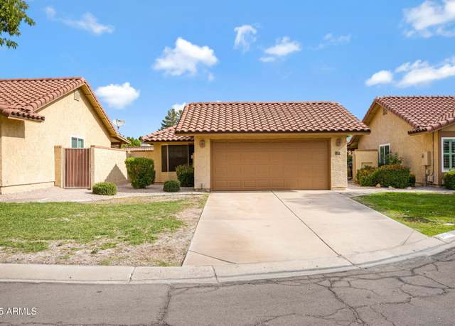 Property at 4790 E Navajo St, Phoenix, AZ 85044, 2 beds, 2 baths