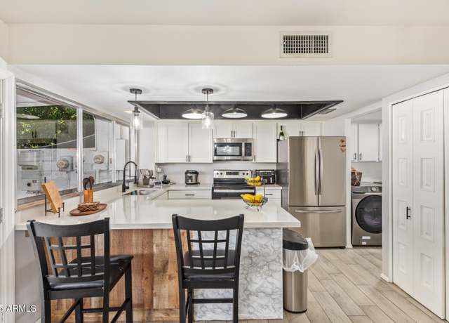 Property at 4807 W Northern Ave, Glendale, AZ 85301, 4 beds, 2.5 baths