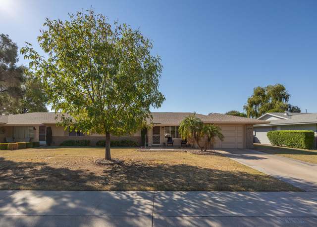 Property at 10003 W Sandstone Dr, Sun City, AZ 85351, 2 beds, 1 bath