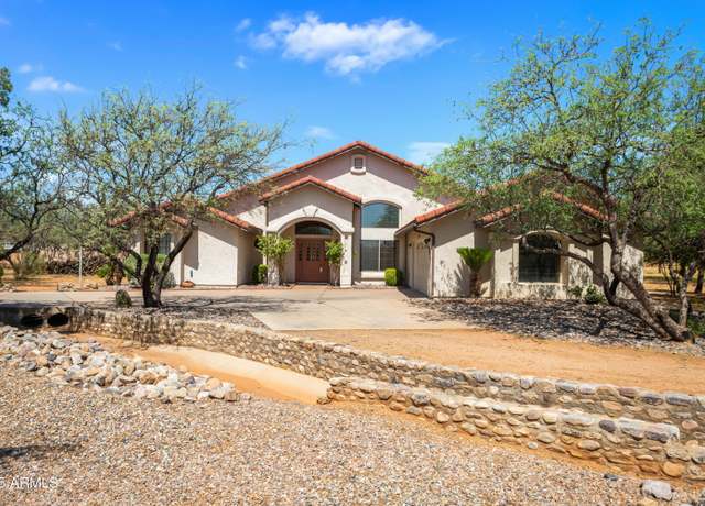 Property at 1730 N Santa Clara Cir, Sierra Vista, AZ 85635, 4 beds, 2.5 baths