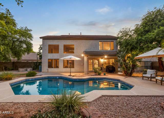 Property at 642 W Crane Ct, Chandler, AZ 85286, 4 beds, 3 baths