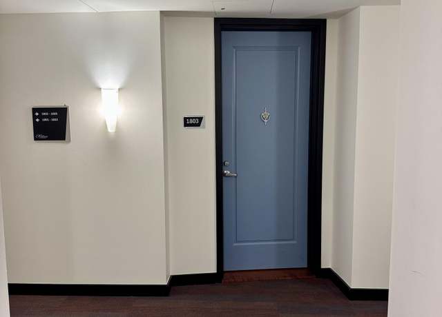 Property at 310 S 4th St #1803, Phoenix, AZ 85004, 1 bed, 1.5 baths