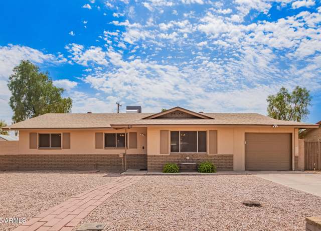 Property at 243 W Jasmine St, Mesa, AZ 85201, 3 beds, 2 baths