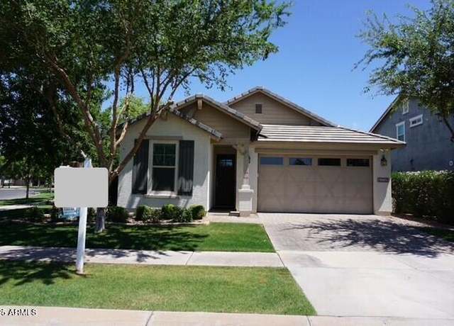 Property at 4336 E Mesquite St, Gilbert, AZ 85296, 4 beds, 3 baths