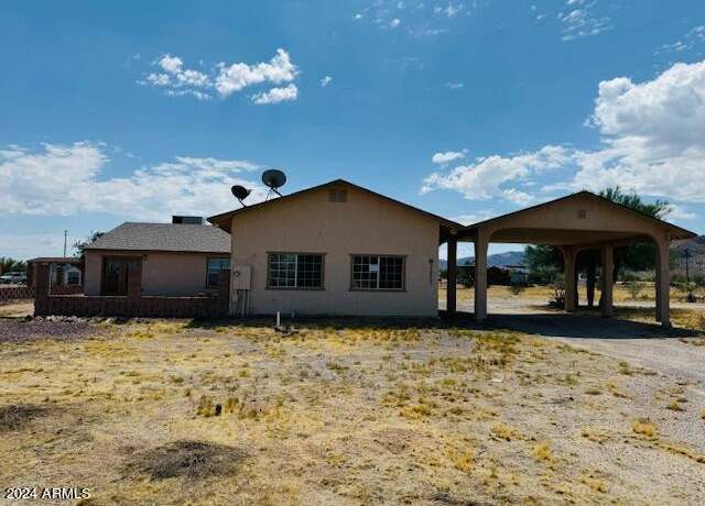 Property at 51631 W Turney Ln, Maricopa, AZ 85139, 4 beds, 2 baths