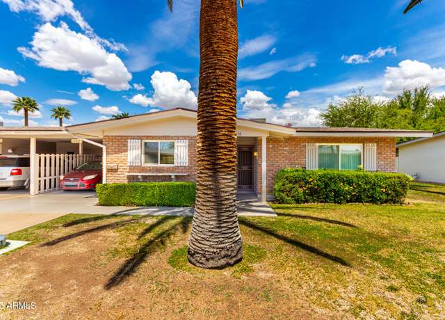 Property at 10418 W Corte Del Sol Oeste --, Sun City, AZ 85351, 2 beds, 1.75 baths