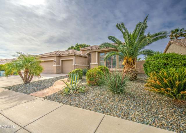 Property at 1893 W Canary Way, Chandler, AZ 85286, 4 beds, 2 baths