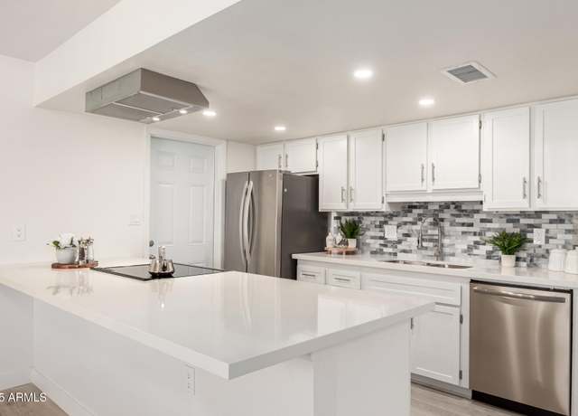 Property at 5243 W Vernon Ave, Phoenix, AZ 85035, 3 beds, 2 baths