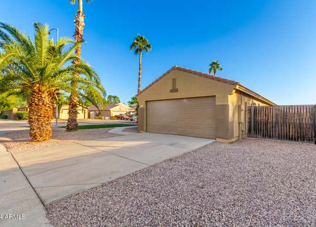 Property at 5751 E Hampton Ave, Mesa, AZ 85206, 3 beds, 2 baths