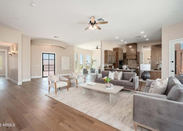 Property at 3518 N Shadow Trl, Mesa, AZ 85207, 4 beds, 4 baths