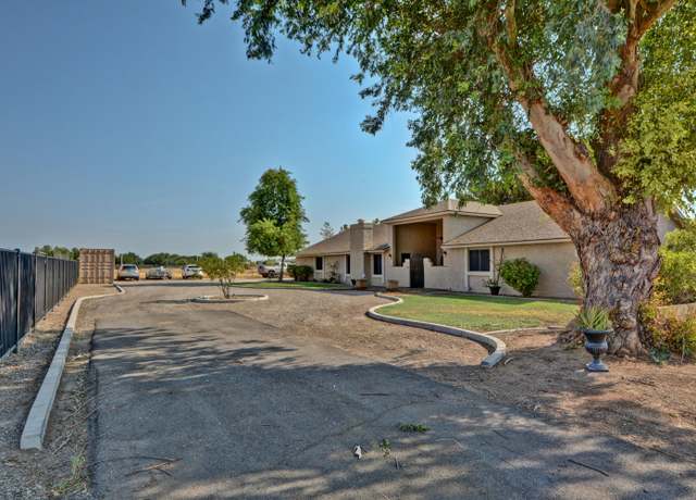 Property at 6217 N 79th Dr, Glendale, AZ 85303, 5 beds, 3 baths