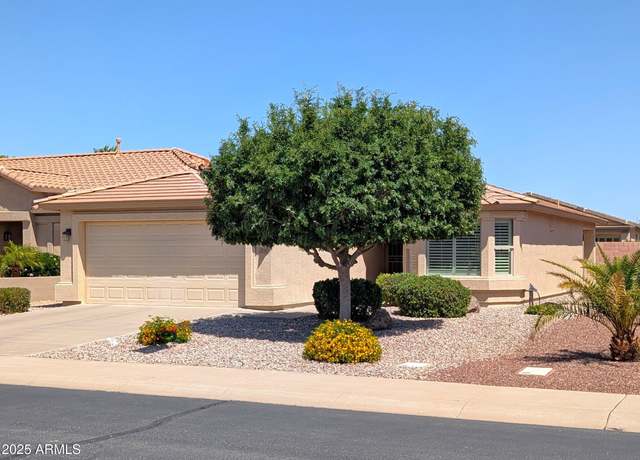 Property at 3056 E Palm Beach Dr, Chandler, AZ 85249, 2 beds, 2 baths