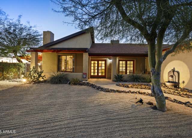 Property at 1422 E Royal Palm Rd, Phoenix, AZ 85020, 3 beds, 2.5 baths
