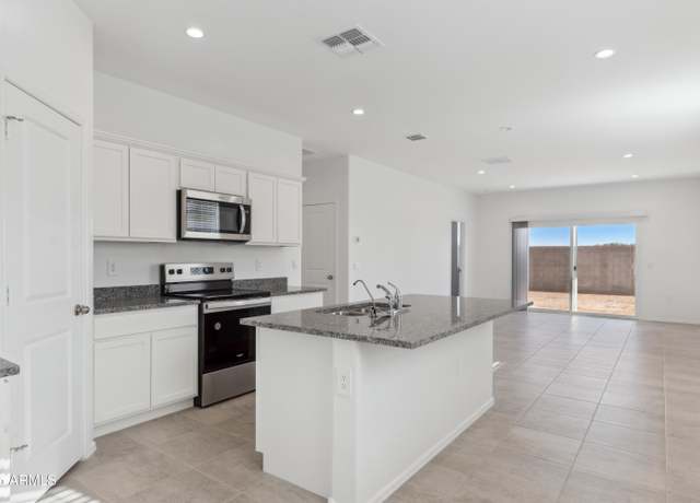 Property at 1408 W Hess Ave, Coolidge, AZ 85128, 3 beds, 2 baths