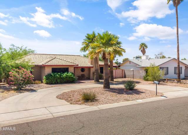 Property at 1741 W Wickieup Ln, Phoenix, AZ 85027, 3 beds, 1.5 baths