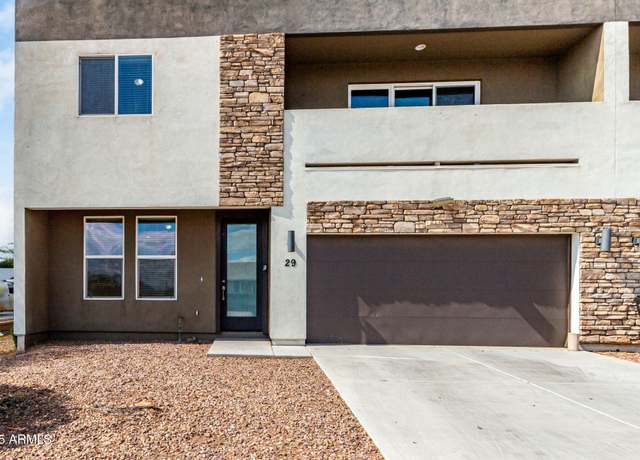 Property at 2000 N 36th St #29, Phoenix, AZ 85008, 3 beds, 2.5 baths