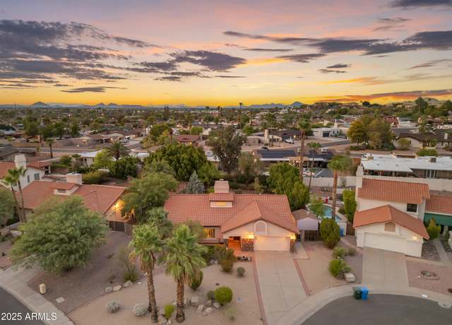 Property at 838 E Brook Hollow Dr, Phoenix, AZ 85022, 3 beds, 2 baths