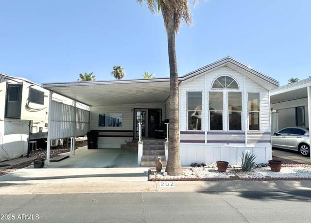 Property at 202 S Nightdigger Dr, Apache Junction, AZ 85119, 1 bed, 1.5 baths