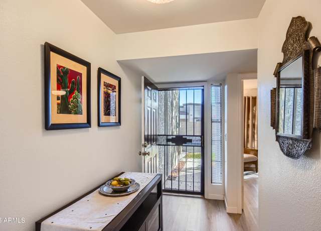 Property at 18624 N 92nd Dr, Peoria, AZ 85382, 2 beds, 2 baths