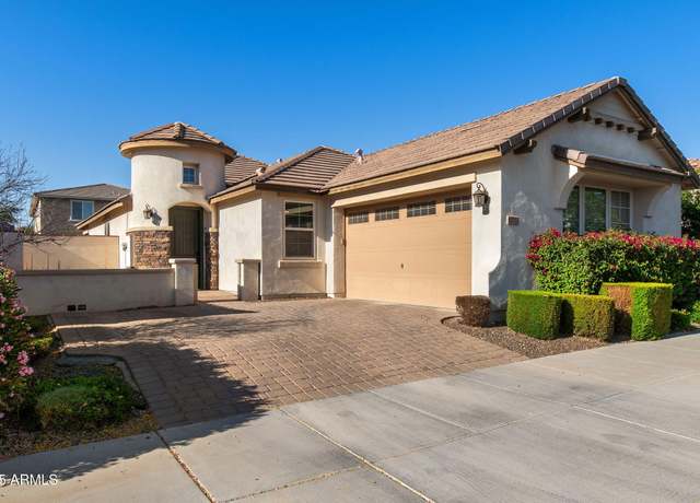 Property at 10714 E Lincoln Ave, Mesa, AZ 85212, 3 beds, 2 baths