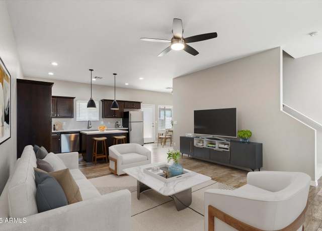 Property at 3010 N 37th St #6, Phoenix, AZ 85018, 3 beds, 2.5 baths
