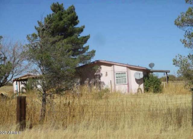 Property at 7915 E Stage Tahoe Trl, Hereford, AZ 85615, 3 beds, 2 baths
