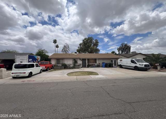 Property at 6823 W Garfield St, Phoenix, AZ 85043, 3 beds, 2 baths