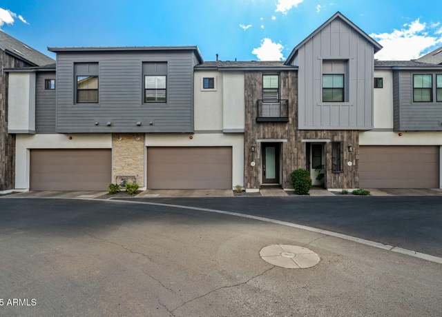 Property at 3200 N 39th St #4, Phoenix, AZ 85018, 3 beds, 2.5 baths